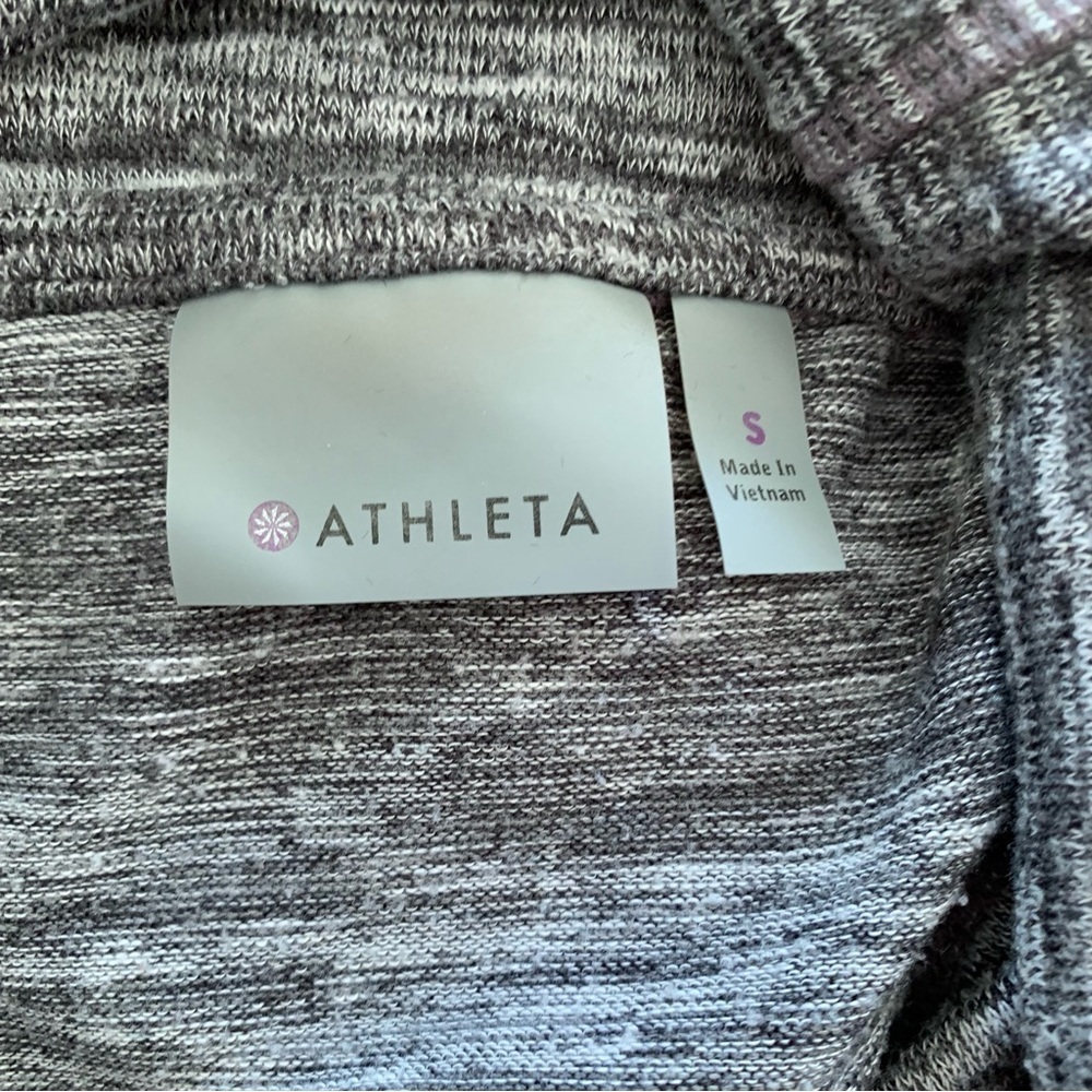 Athleta Workout Pullover - image 4